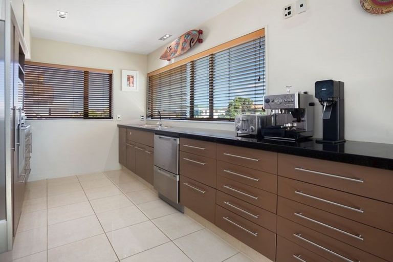 Photo of property in 385a Oceanbeach Road, Mount Maunganui, 3116