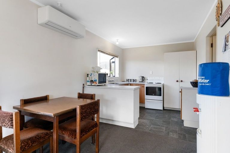 Photo of property in 15 Pukeko Street, Paraparaumu, 5032