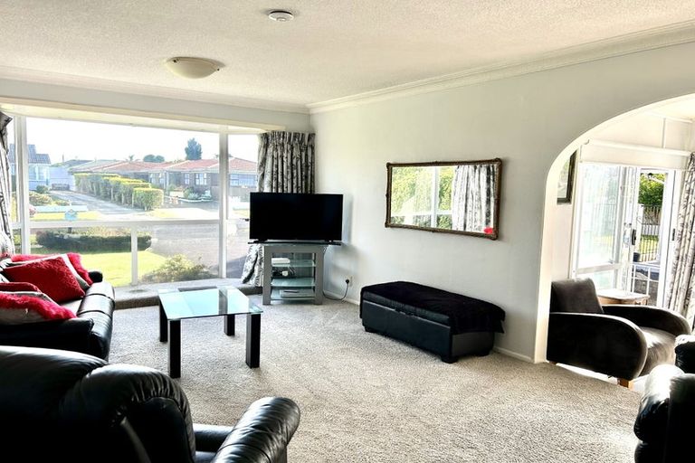 Photo of property in 14 Robertson Street, Glenholme, Rotorua, 3010