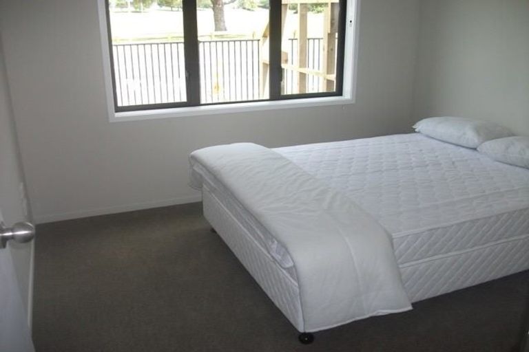 Photo of property in 5/240 Old Farm Road, Hillcrest, Hamilton, 3216