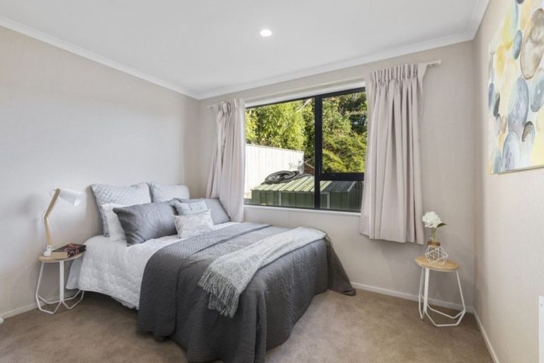 Photo of property in 35 Cleland Crescent, Naenae, Lower Hutt, 5011