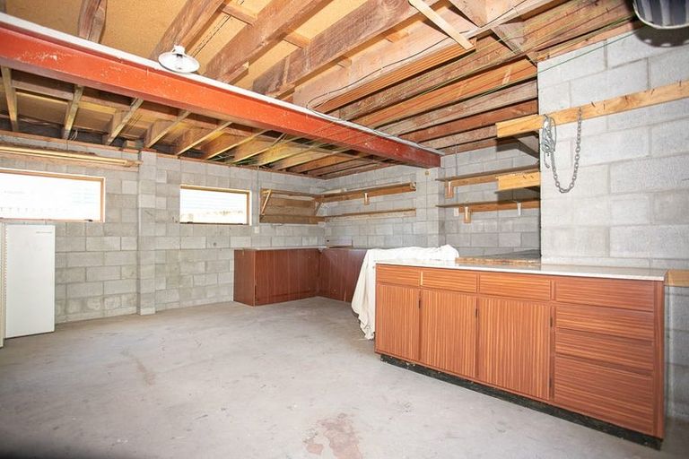 Photo of property in 20 Seaview Road, Otumoetai, Tauranga, 3110