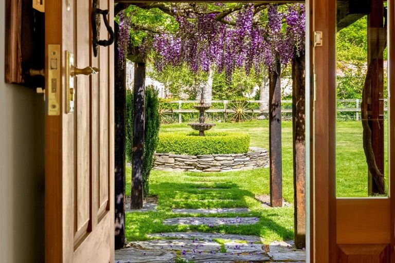 Photo of property in 67 Speargrass Flat Road, Speargrass Flat, Queenstown, 9371