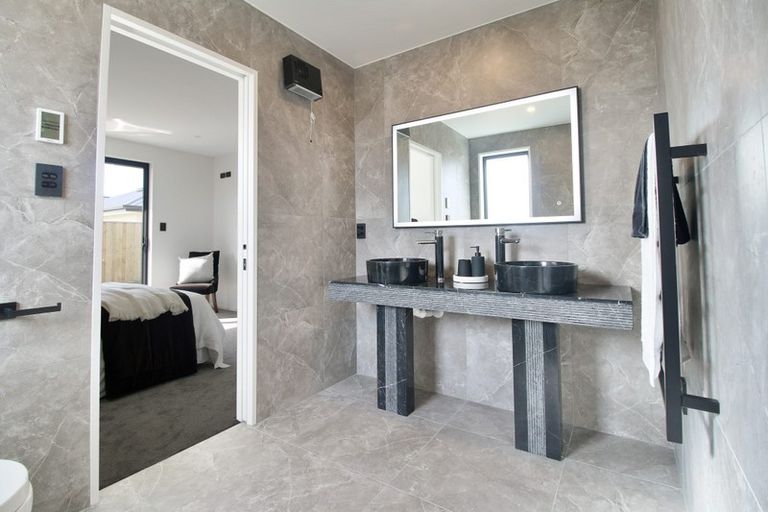 Photo of property in 38 Broadway Parade, Rolleston, 7615