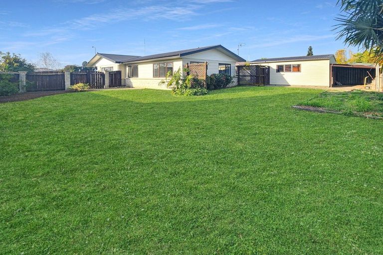 Photo of property in 14 Cardiff Place, Tamatea, Napier, 4112