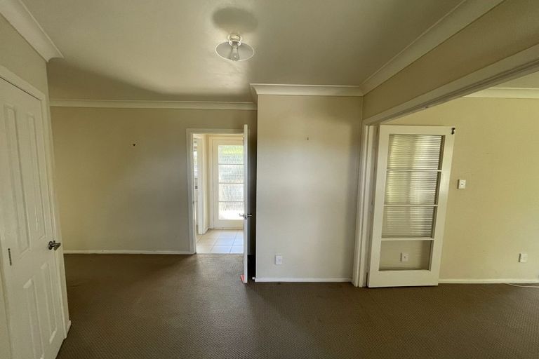 Photo of property in 84 Marlborough Avenue, Glenfield, Auckland, 0629