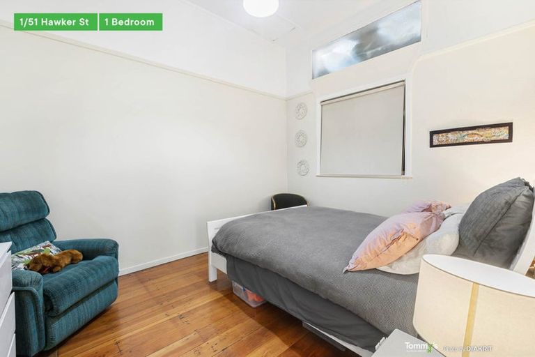 Photo of property in 51 Hawker Street, Mount Victoria, Wellington, 6011