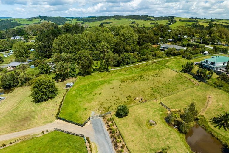 Photo of property in 637b Ormandy Road, Mangapai, 0178