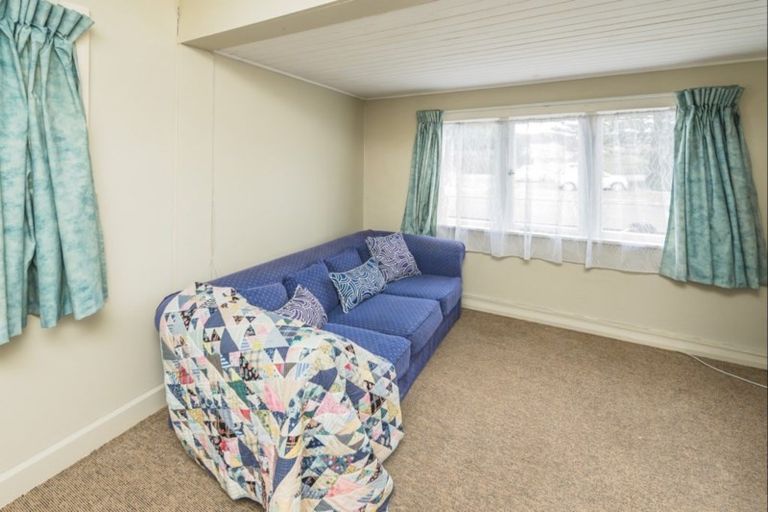 Photo of property in 6 Seafront Road, Castlecliff, Whanganui, 4501