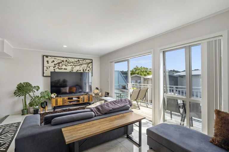Photo of property in 7/15 Andersons Road, Oteha, Auckland, 0632