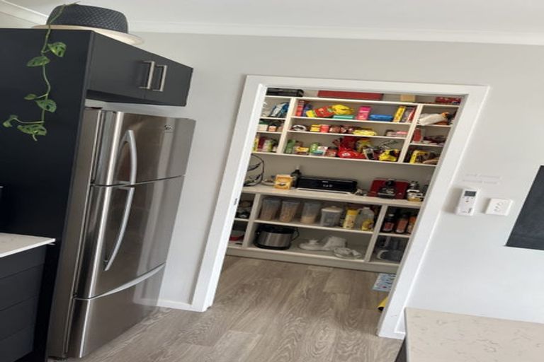 Photo of property in 4 Mckerrow Place, Featherston, 5710