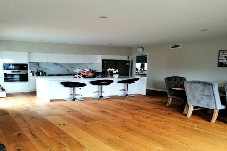 Photo of property in 150 Greenhithe Road, Greenhithe, Auckland, 0632