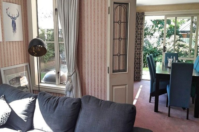 Photo of property in 5 Oaktree Lane, Bishopdale, Christchurch, 8053