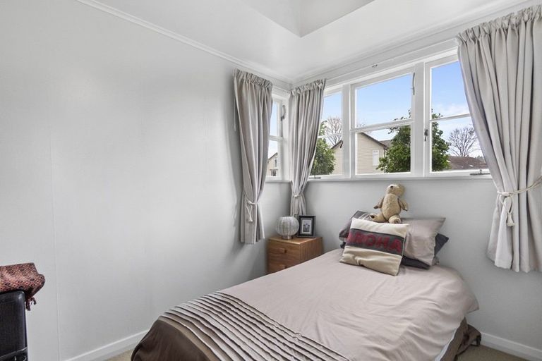 Photo of property in 51 Jellicoe Drive, Hamilton East, Hamilton, 3216