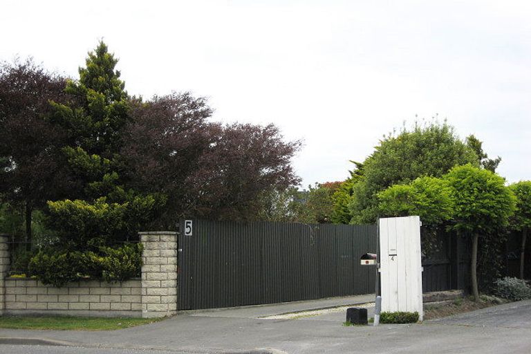 Photo of property in 5 Hegan Place, Rangiora, 7400