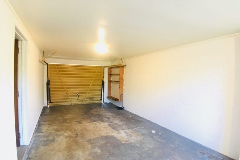 Photo of property in 3/7 Highland Park Drive, Highland Park, Auckland, 2010