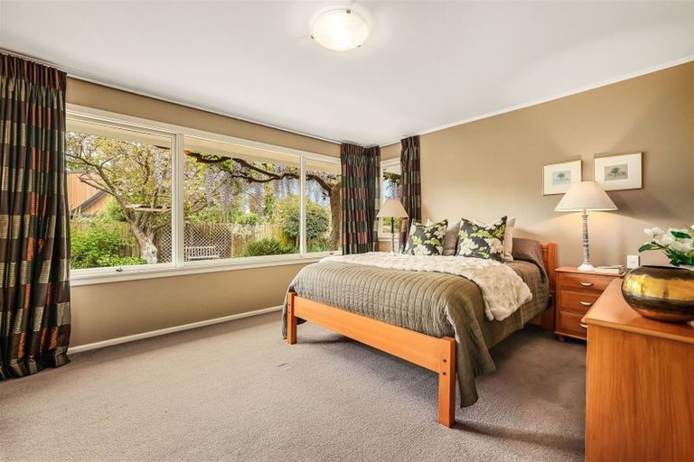 Photo of property in 35a Hamilton Avenue, Ilam, Christchurch, 8041