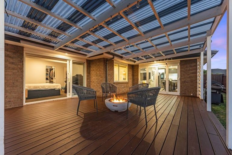 Photo of property in 37 Wellfield Drive, Papakura, 2110