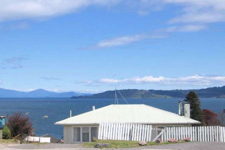 Photo of property in 9 Muritai Street, Hilltop, Taupo, 3330