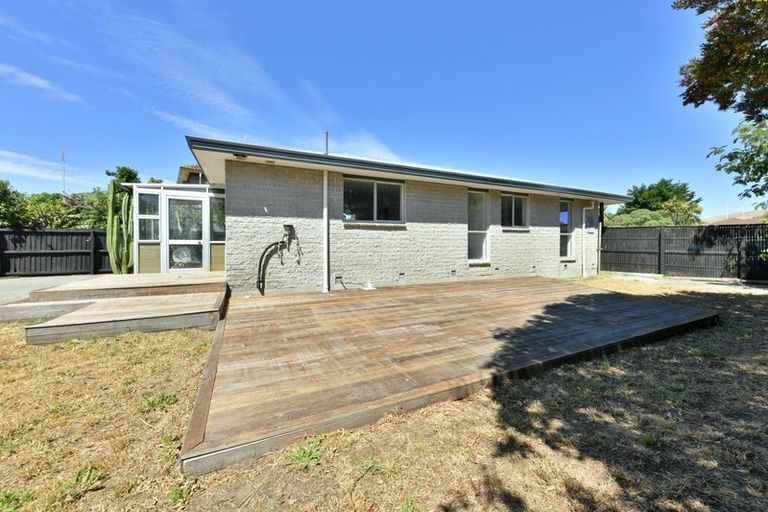 Photo of property in 12 Pukeko Place, Southshore, Christchurch, 8062
