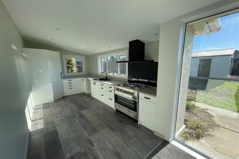 Photo of property in 275 Elles Road, Strathern, Invercargill, 9812