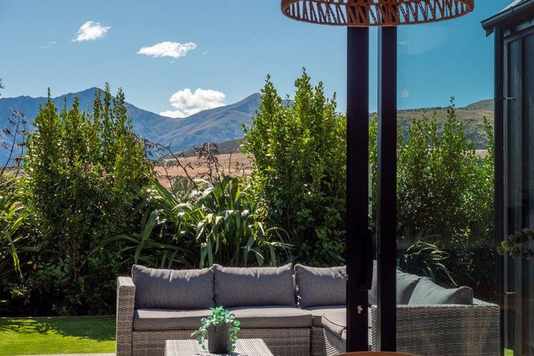 Photo of property in 7 Torridon Court, Jacks Point, Queenstown, 9371