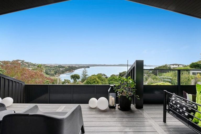 Photo of property in 30 Duncansby Road, Stanmore Bay, Whangaparaoa, 0932