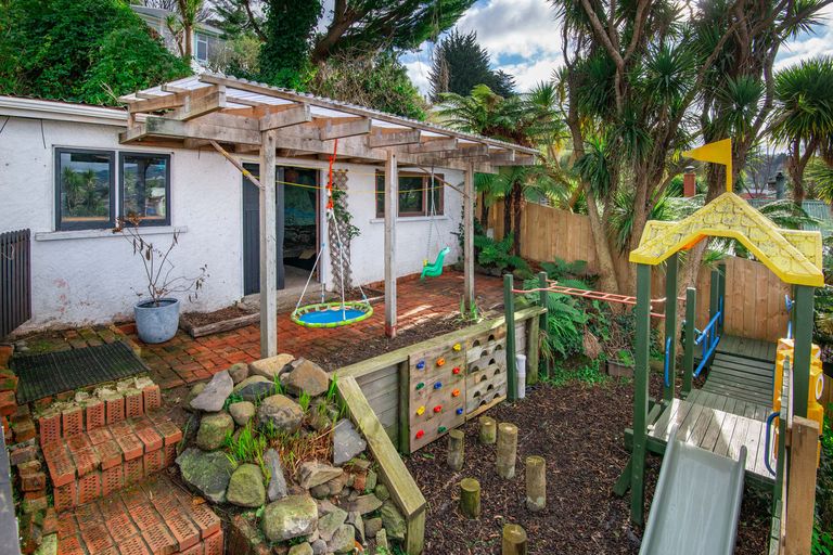 Photo of property in 56 Peter Street, Caversham, Dunedin, 9012