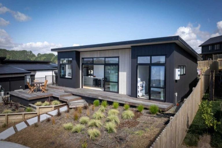 Photo of property in 89 Rangitahi Road, Raglan, 3225