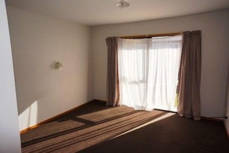 Photo of property in 15b East Belt, Rangiora, 7400