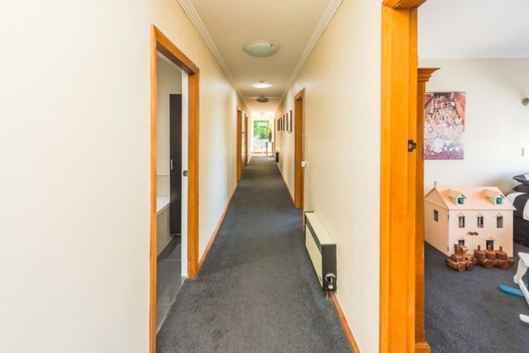 Photo of property in 11 Hillside Terrace, Saint Johns Hill, Whanganui, 4500