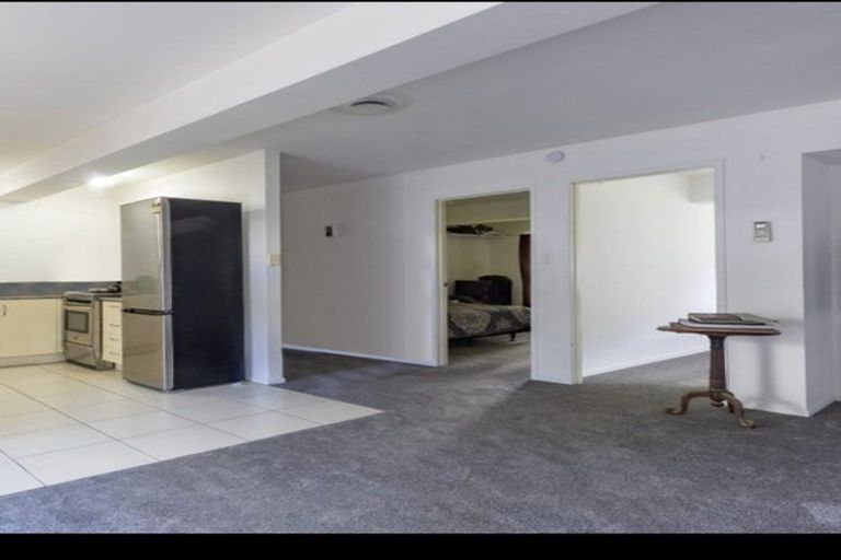 Photo of property in 24 Waikoukou Valley Road, Waimauku, 0812