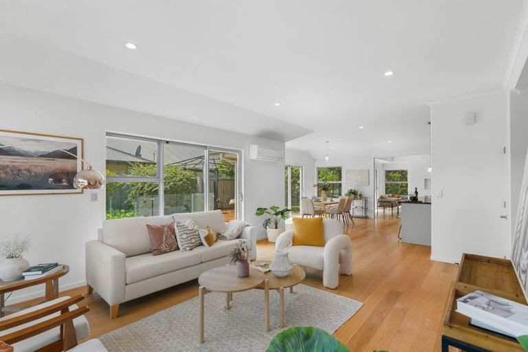 Photo of property in 21 Westpark Drive, Burnside, Christchurch, 8053