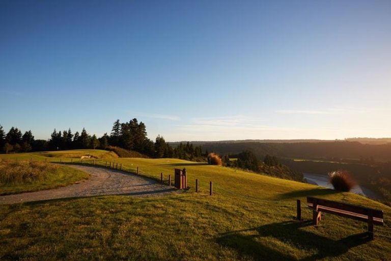 Photo of property in 623 Coleridge Road, Windwhistle, Hororata, 7572