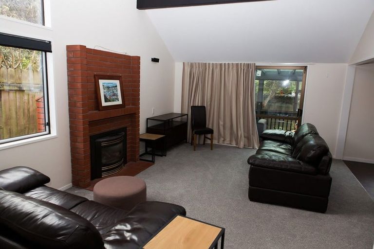 Photo of property in 8 Burma Road, Khandallah, Wellington, 6035