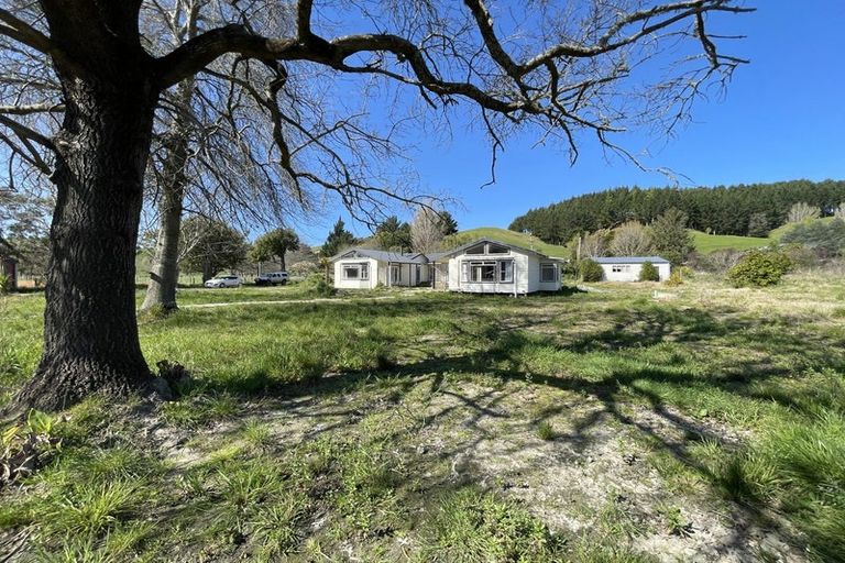 Photo of property in 579 Swamp Road, Puketapu, Napier, 4183