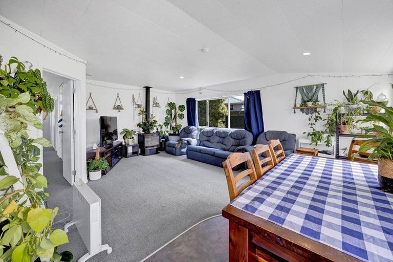 Photo of property in 6 Egmont Street, Normanby, Hawera, 4614