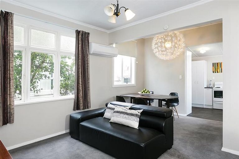 Photo of property in 55 Jackson Street, Saint Kilda, Dunedin, 9012