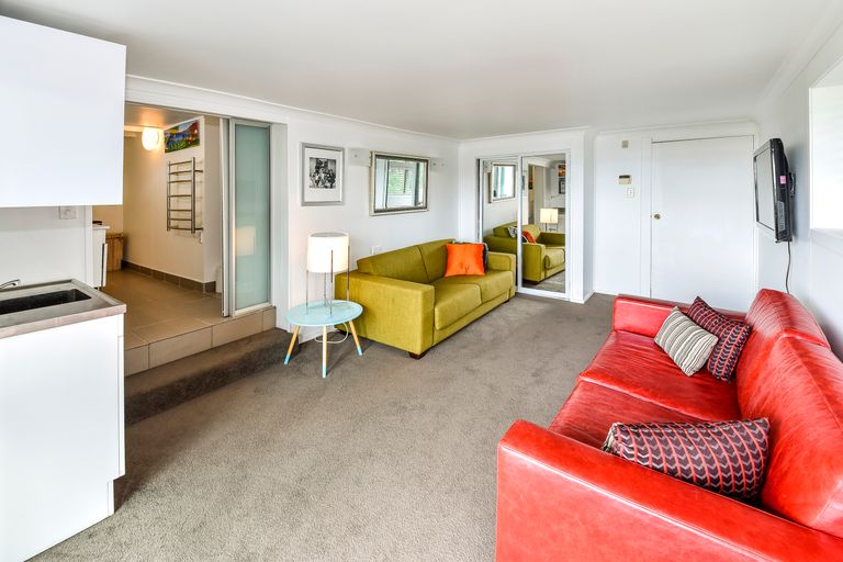 Photo of property in 8 Rewa Road, Maraetai, Auckland, 2018