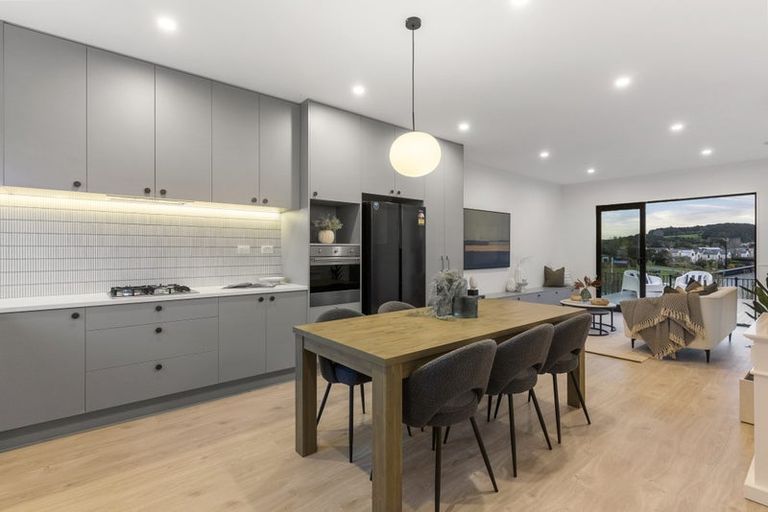 Photo of property in 44 Taukahiwi Road, Pukekohe, 2120