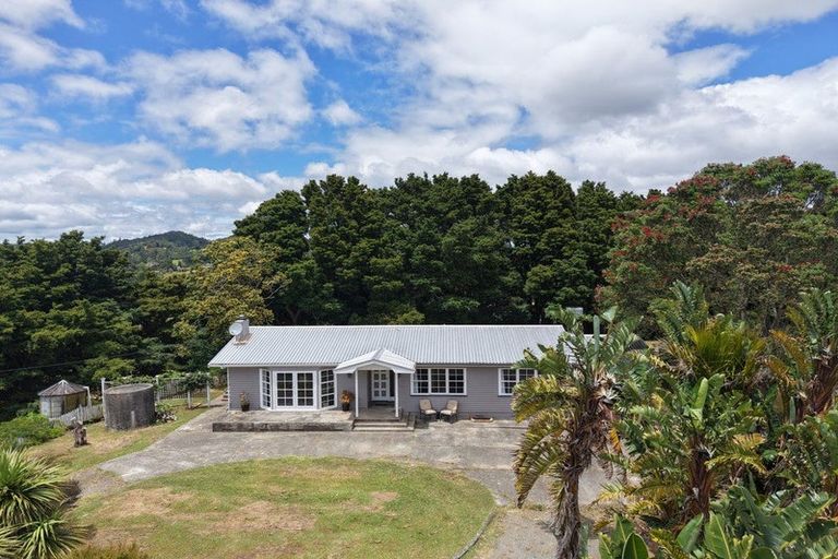 Photo of property in 349 Gumtown Road, Te Kamo, Kamo, 0185
