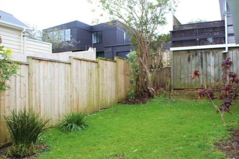 Photo of property in 3/60 Roberton Road, Avondale, Auckland, 1026