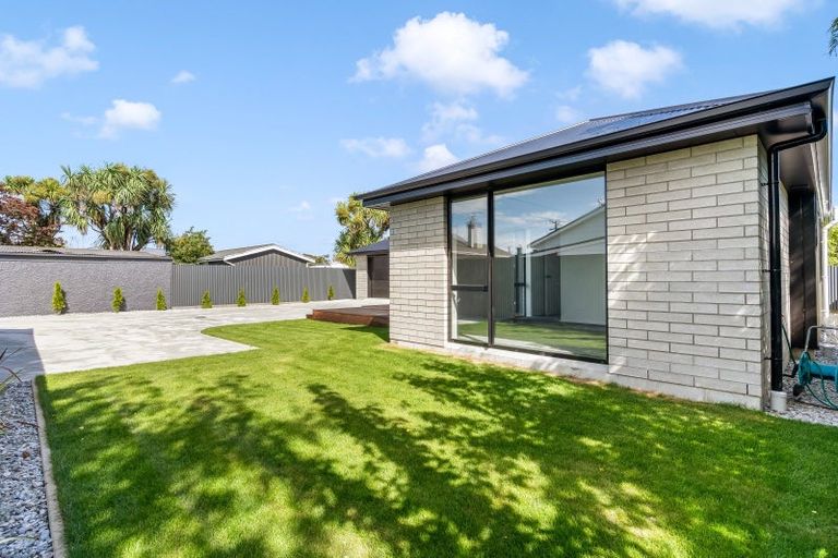 Photo of property in 33 Home Street, Winton, 9720