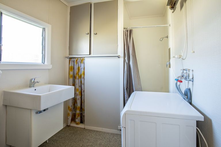 Photo of property in 73 Shields Street, Clyde, 9330