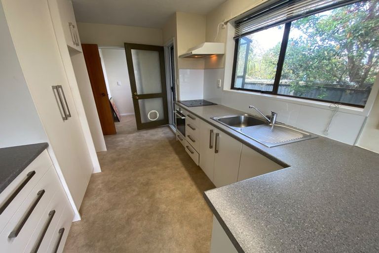 Photo of property in 1/11 Manor Place, Bryndwr, Christchurch, 8053