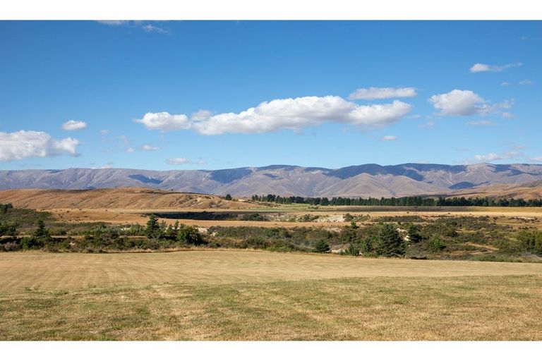 Photo of property in 1976 Saint Bathans Loop Road, Saint Bathans, 9386