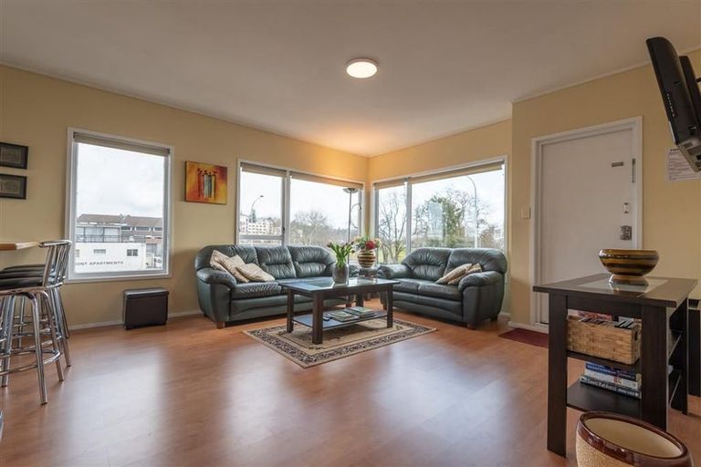 Photo of property in 1102 Fenton Street, Rotorua, 3010