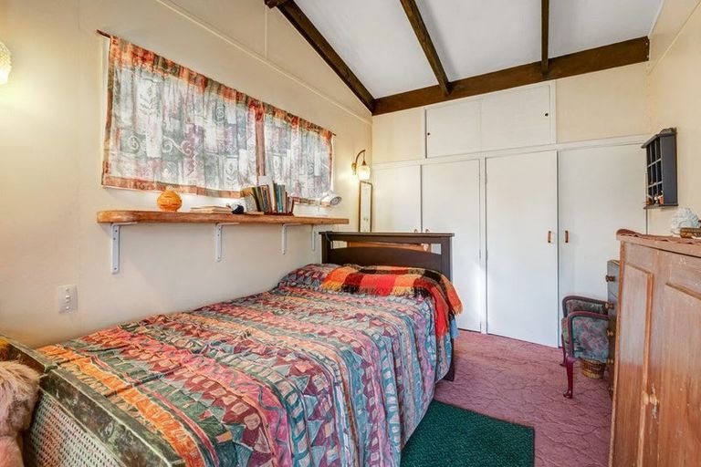 Photo of property in 4 Miro Street, Helensville, 0800