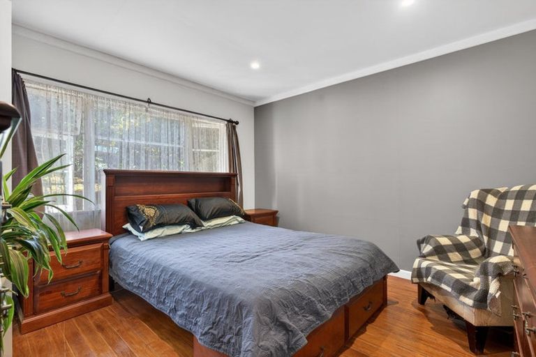 Photo of property in 17 Bickerstaffe Road, Maungaturoto, 0520