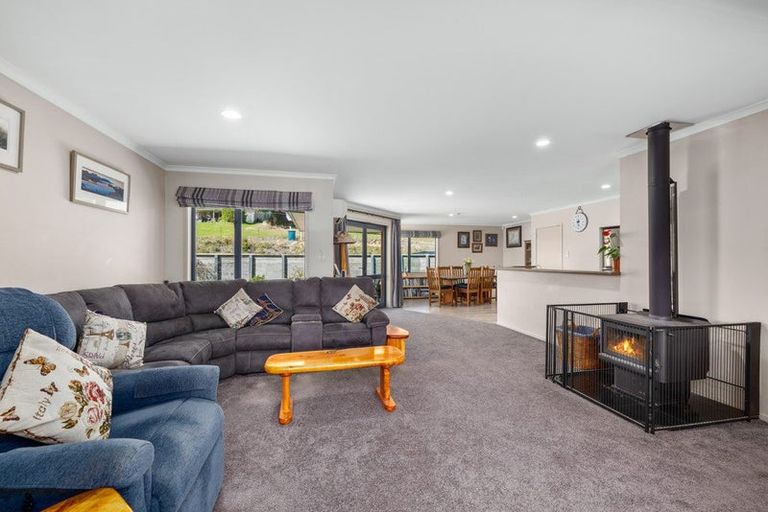 Photo of property in 20 Admiralty Place, Waikawa, Picton, 7220
